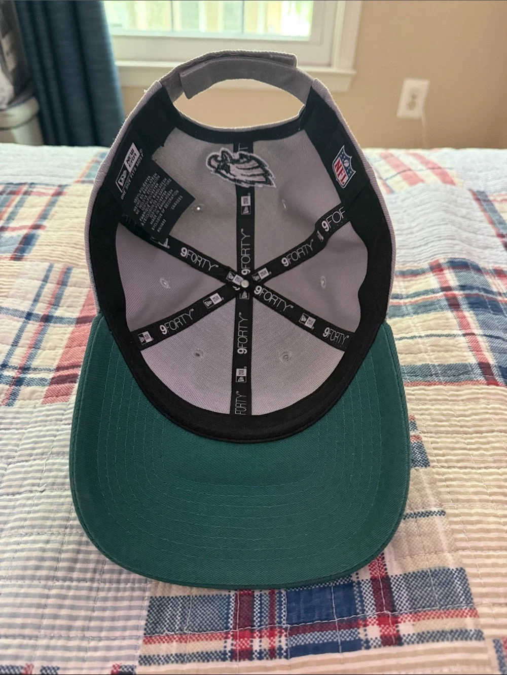 Philadelphia Eagles Logo Hat